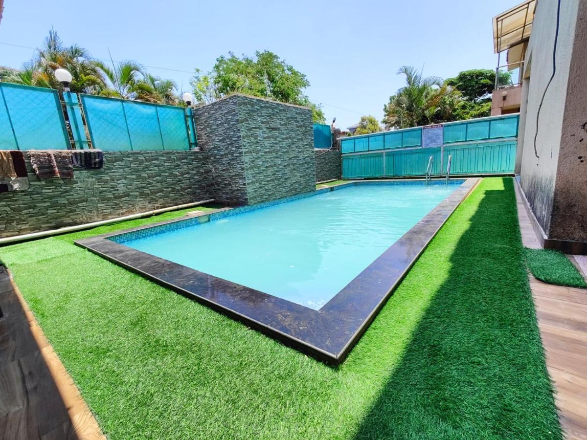 לונבלה Gold Villa מראה חיצוני תמונה