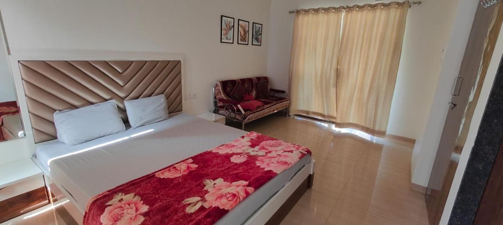 לונבלה Gold Villa מראה חיצוני תמונה